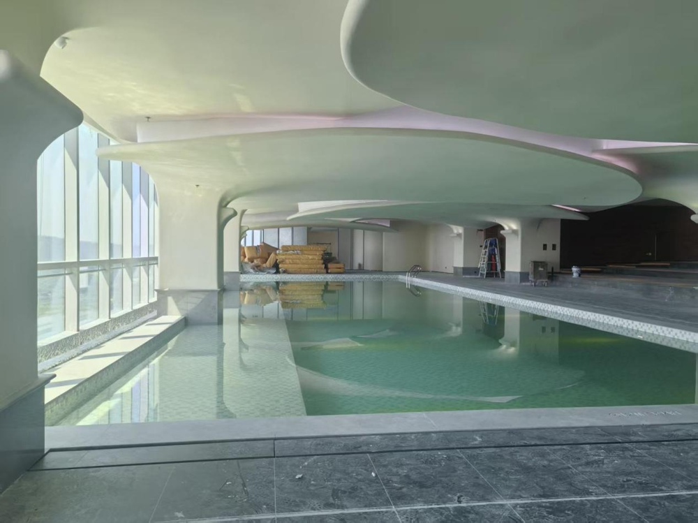 चांग्शा में बुलेवे बिजनेस ट्रैवल के पहले लक्जरी शहरी रिसॉर्ट होटल, ORYARD की मुख्य विशेषताएं क्या हैं?